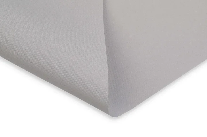 Montaż rolet bezinwazyjnych – zalety, ograniczenia i praktyczne wskazówki