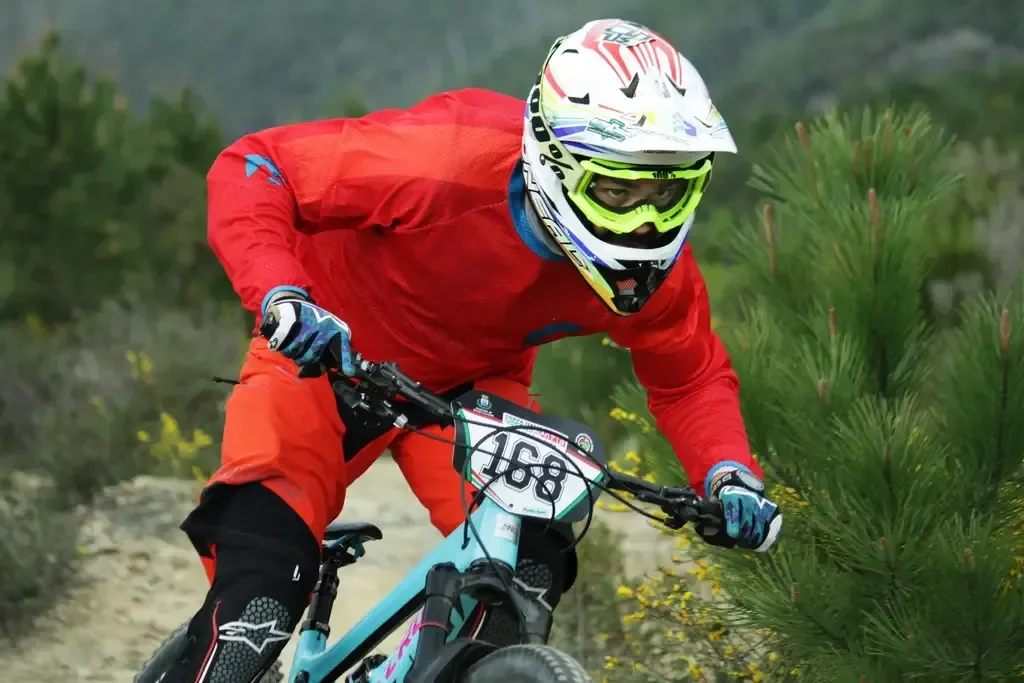 Jak wybrać kierownicę MTB dopasowaną do stylu jazdy?