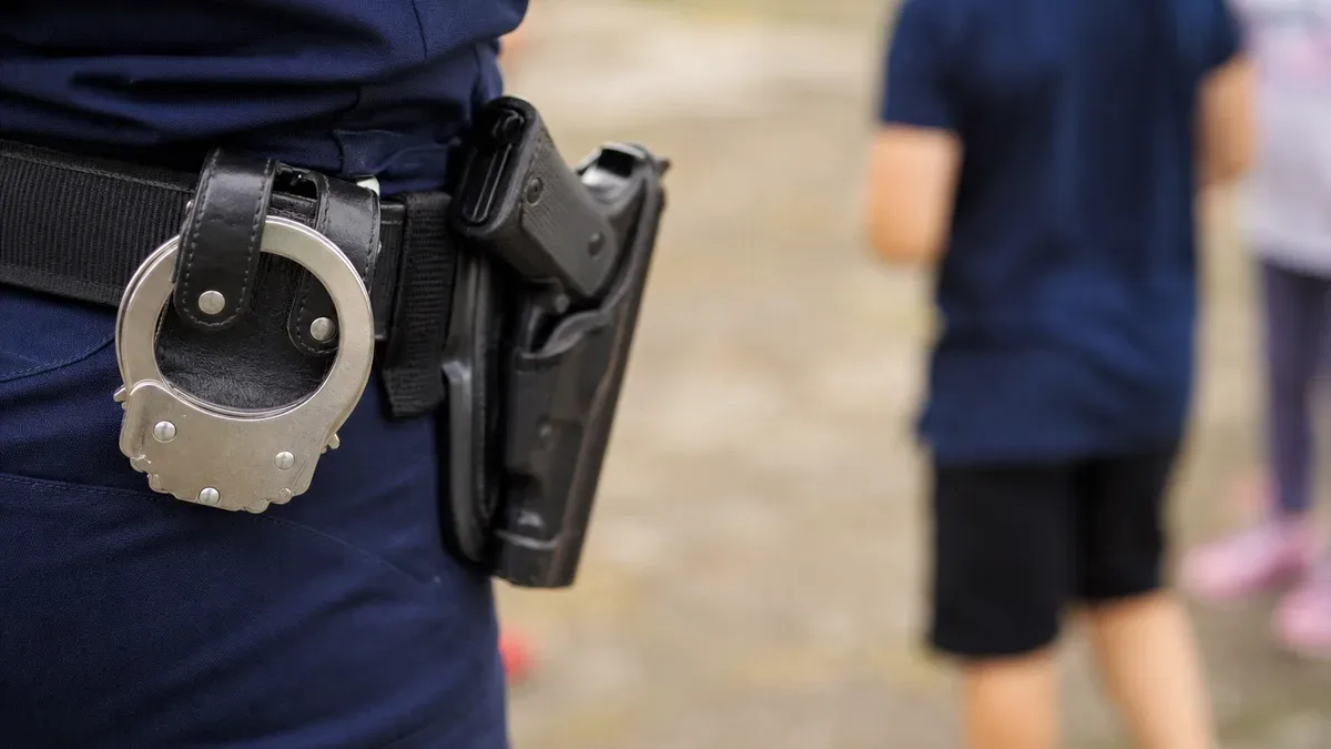 Policjantki w szkole w Trześni mówiły o hejcie i odpowiedzialności