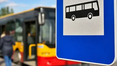 Dziesięć bezpłatnych linii specjalnych ułatwi dojazd na mielecki cmentarz