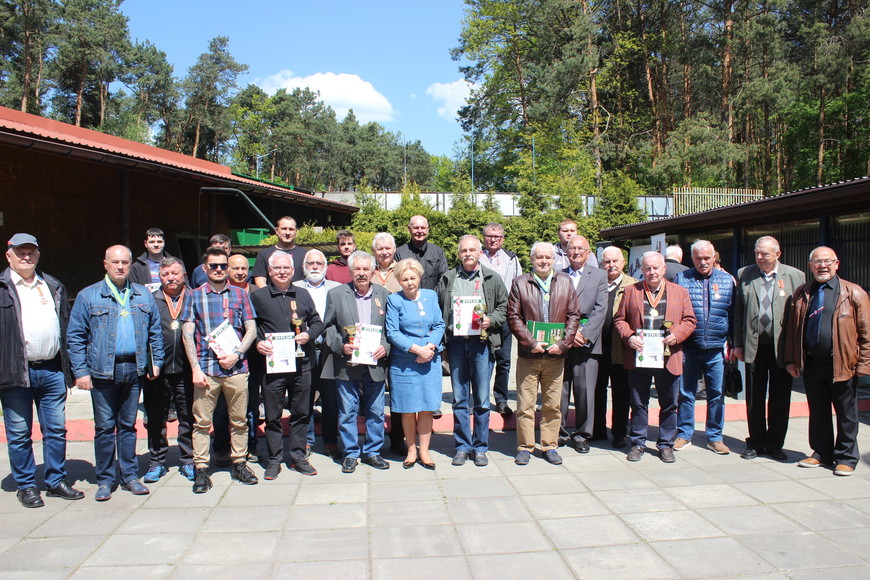 Powiat Mielec:                          Zawody strzeleckie pod patronatem starosty