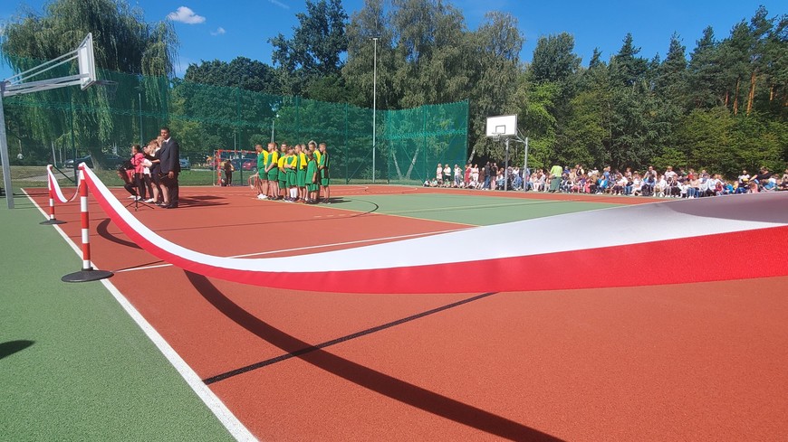 Powiat Mielec: Boisko już czynne