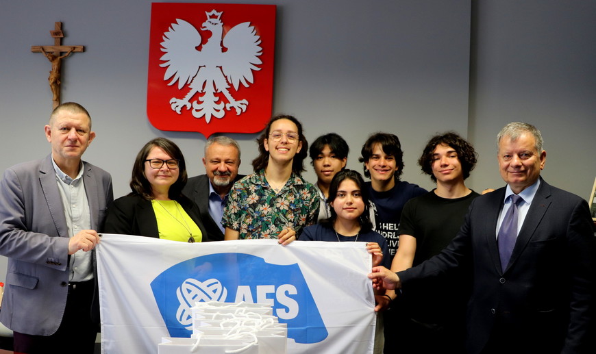 Powiat Mielec:                          Opowiedzieli o 10 miesiącach spędzonych w powiecie mieleckim