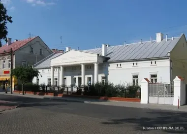 Nowa hala sportowa przy szkole w Partyni – inwestycja za ponad **5,3 mln zł**