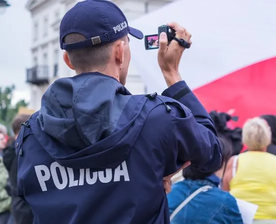 88-latek z Mielca stracił 30 tys. zł przez oszustów podających się za policjantów