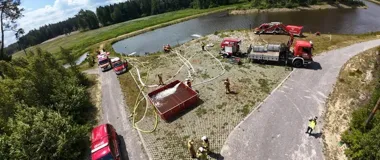 Strażacy z Mielca ćwiczyli pożar lasu, który w scenariuszu urósł do 100 hektarów