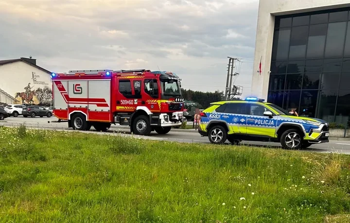 15-latek potrącony przez Teslę w Przecławiu. Mandaty dla kierowcy i matki