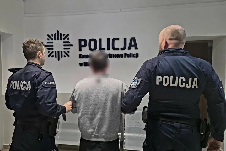 Nietrzeźwy kierowca miał wieźć dzieci - policja przerwała kurs