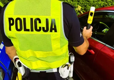Cztery promile za kierownicą. 55-latek zatrzymany po zgłoszeniu świadka
