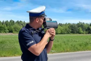 Promil i 30 km/h ponad limit - 23-latek stracił prawo jazdy