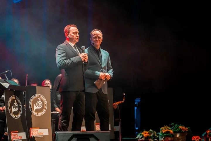 Muzyczne święto w Przecławiu – orkiestra młodzieżowa i znane polskie przeboje