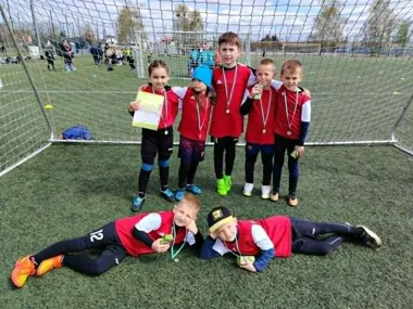 Młodzi zagrali po swoje. Dwie drużyny jadą do finału wojewódzkiego