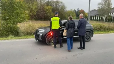 Nie tylko kontrole. W Przecławiu kierowcy dostali materiały o skutkach jazdy po alkoholu